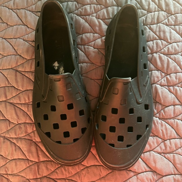 Vans Other - Men’s Vans Black Water Shoe MTE Slip On TRK